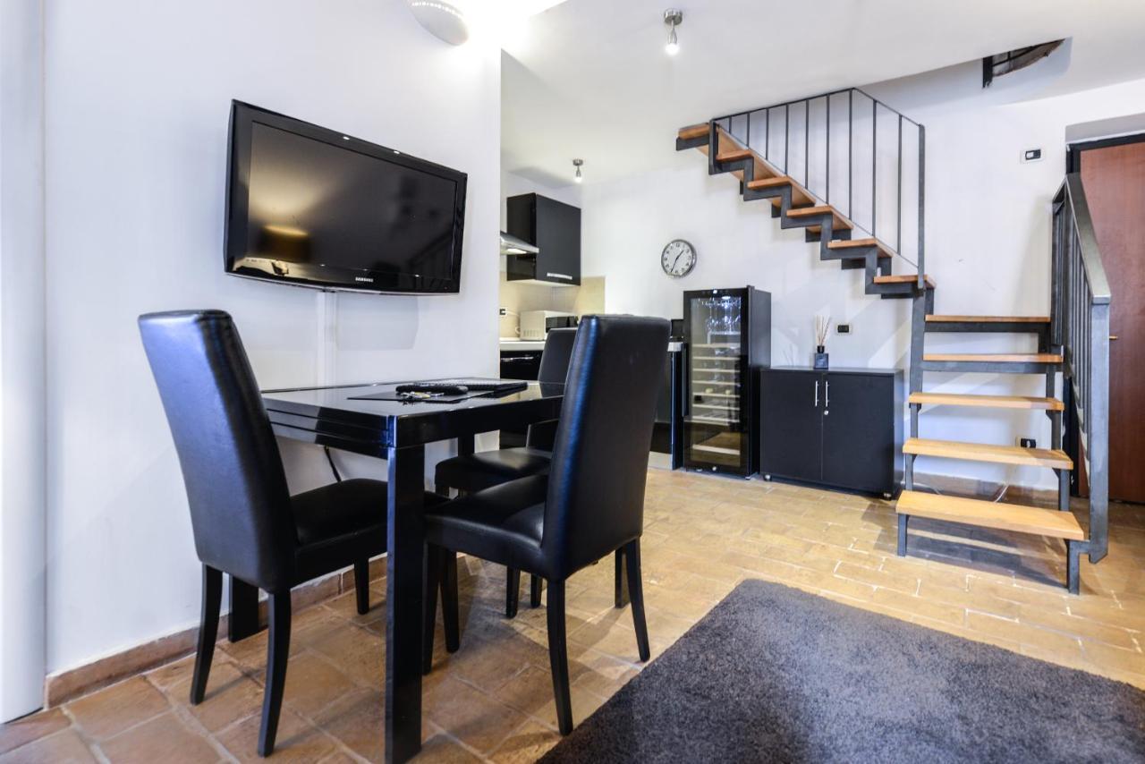 Ibernesi - Charming Apartment At The Roman Forums Luaran gambar